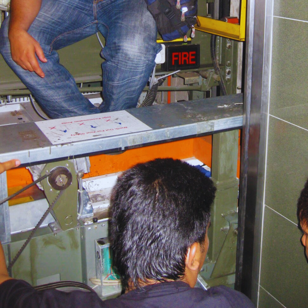 KERJA SENGGARAAN MODERNIZATION 2 X LIF